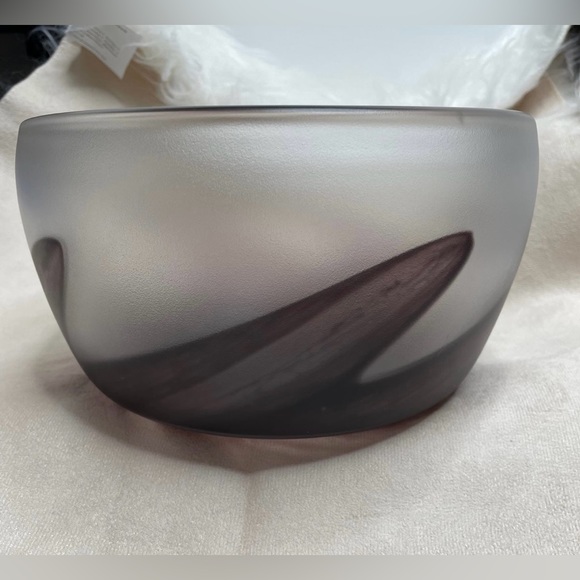 Vintage Bowl Designed by Willy Johansson (WJ) for Hadeland Glassworks of Norway - Picture 2 of 6